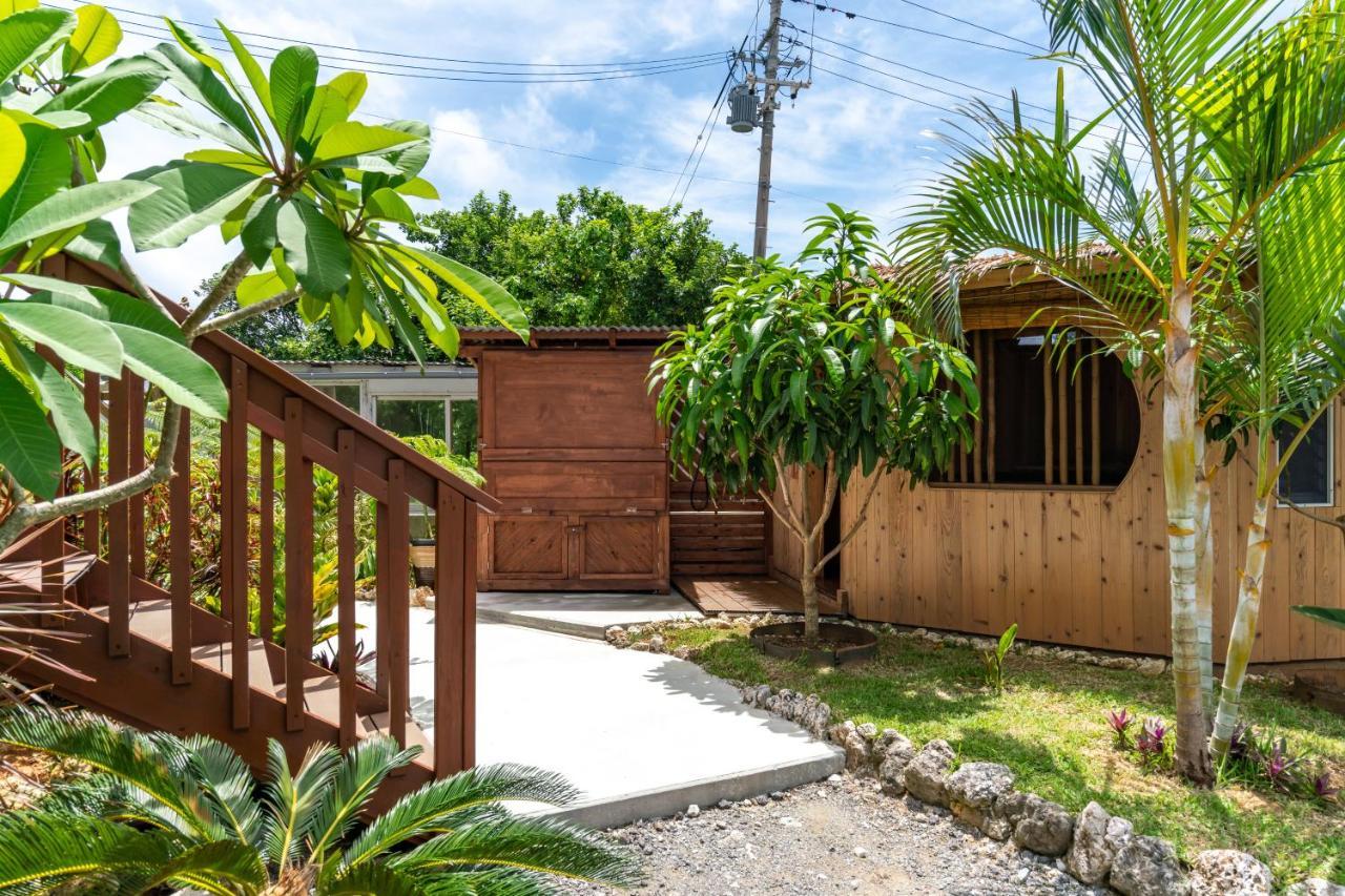 Island Breeze - Round House With Bbq - Wooden Hot Tub - Beach Onna Exterior photo