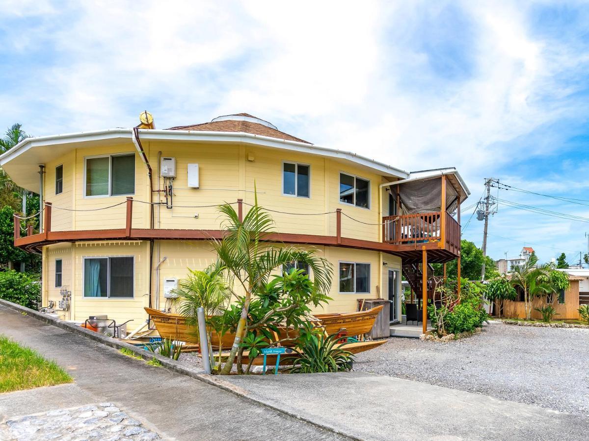 Island Breeze - Round House With Bbq - Wooden Hot Tub - Beach Onna Exterior photo